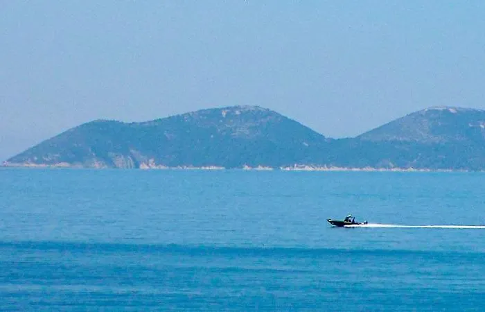 Lungomare Blue Sky *