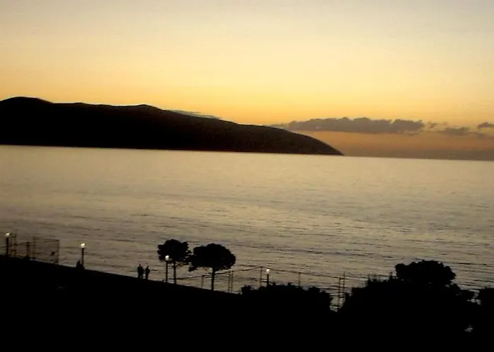 Lungomare Blue Sky * Vlore