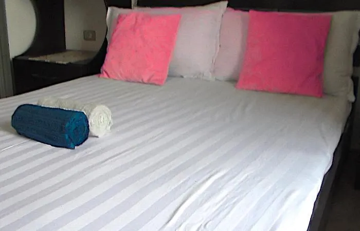 Lungomare Blue Sky Apartment Vlore