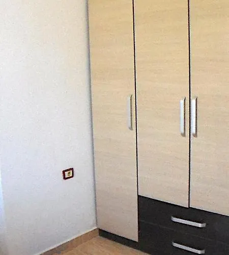 Lungomare Blue Sky Apartment Vlore